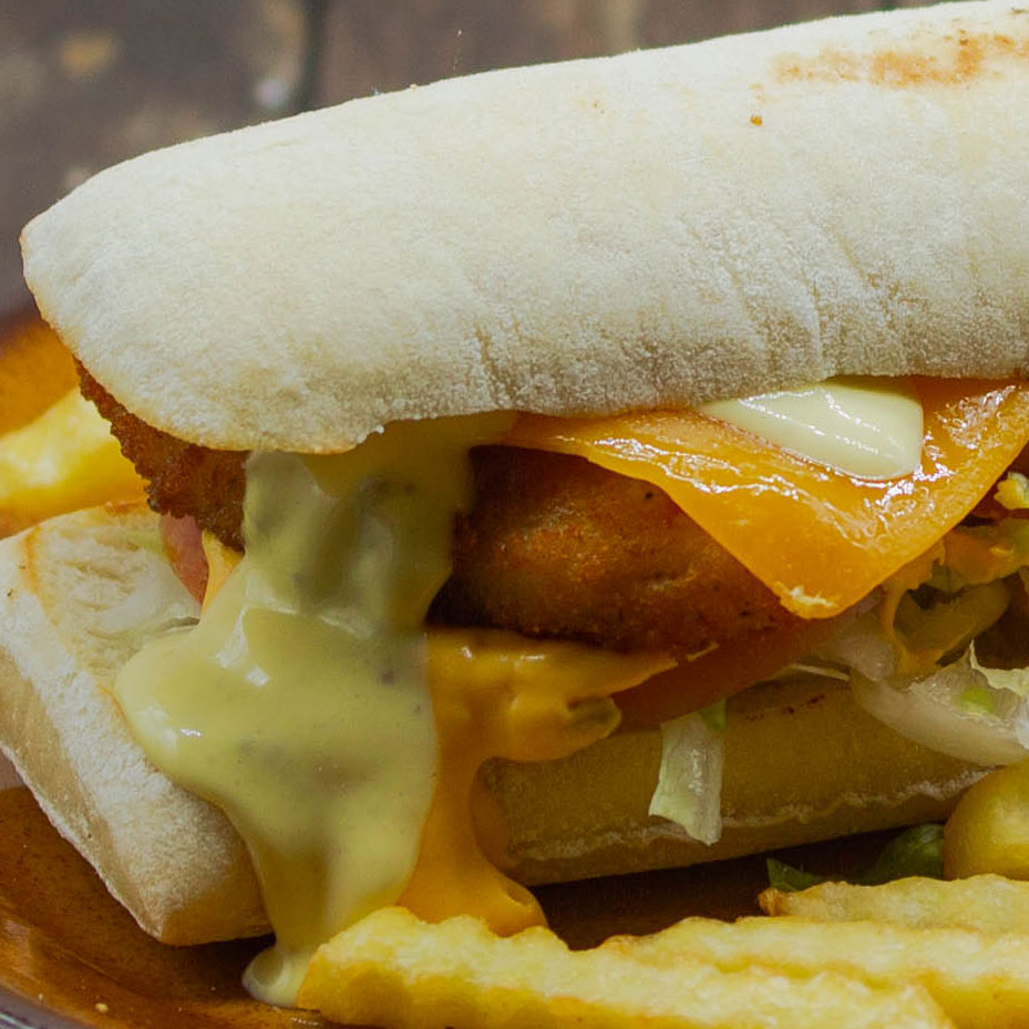 Bocadillos en la Pizzería Me Gusta de Rota