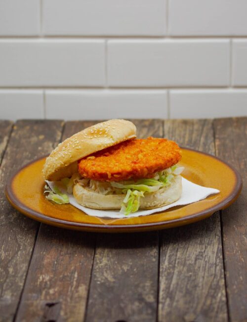 CRISPY CHICKEN BURGER