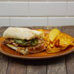 BOCADILLO POLLO CRUJIENTE