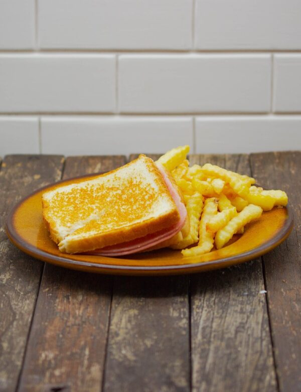 IMG1_ECOM Menú Infantil Sandwich de Jamón y Queso.