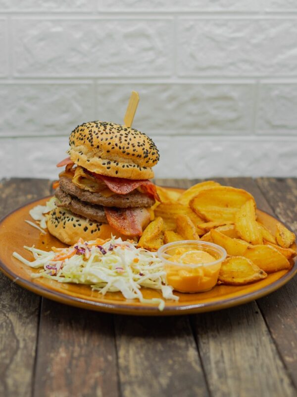 BACONCHEESE DOBLE + PATATAS